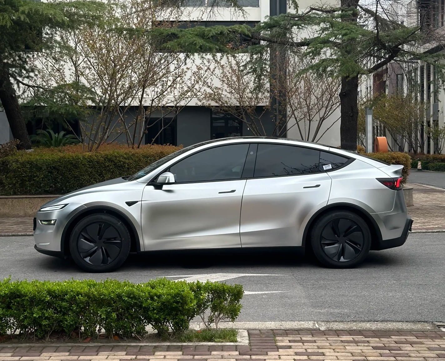 tesla-model-y-asia-logo.jpeg