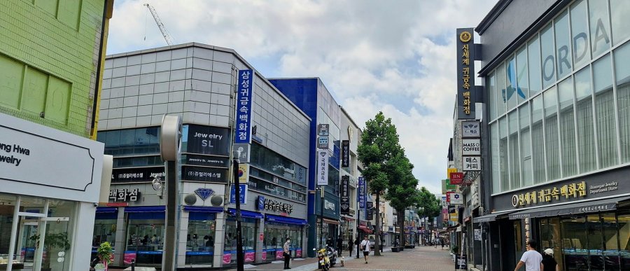뱸