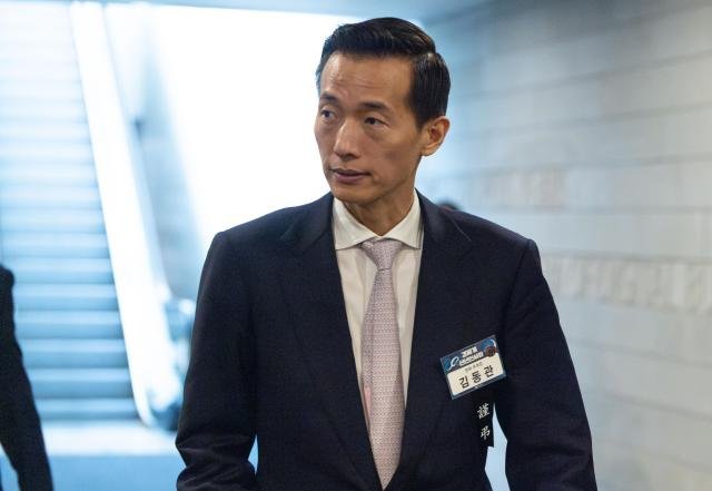 김동관 한화그룹 부회장이 3일 오후 서울 중구 대한상공회의소에서 열린 2025년 경제계 신년인사회에 참석하고 있다 사진유대길 기자 dbeorlf123ajunewscom