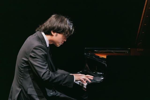 김아인