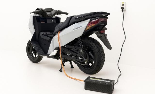 ´ëµ¿¸ðºô¸®Æ¼°¡ °¡Á¤¿ë 220V·Î ÃæÀüÀÌ °¡´ÉÇÑ Àü±â½ºÄíÅÍ ¡®GS100 Lite Ç÷¯±×ÀΡ¯À» Ãâ½ÃÇÏ°í °í°´ ¼¼±×¸ÕÆ®¸¦ È®ÀåÇØ ½ÃÀåÁ¡À¯À²À» È®´ëÇÒ ¹æÄ§ÀÌ´Ù »çÁø´ëµ¿