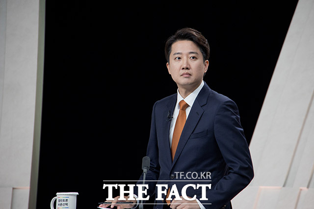 뼱 ĺ TV п  ü     ߾  ؼ Ŵ ĺ Ź   Ƿ  յ ߴߴ. /ȸڴ