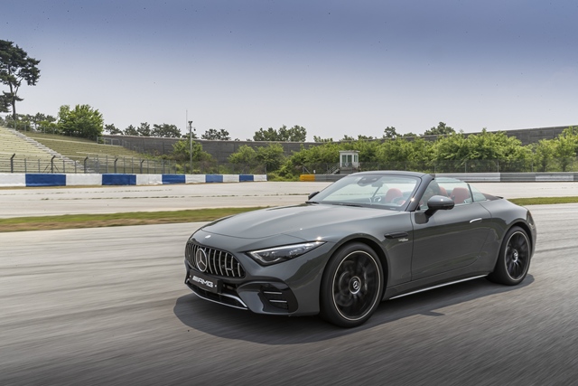 ޸-AMG GT 55 4MATIC+  ǸŰ 2560, ġ  23660̴. AMG SL 43. /޸- ڸ
