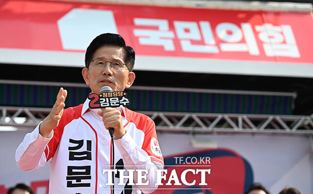蹮  뼱 ĺ 1 