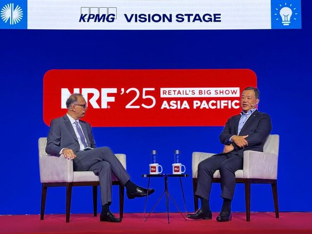  3 ̰ '   ̰'   'NRF Big Show APAC 2025'  Ե뱺 Ѱǥ ȸ() Ǯ  ̽ ׷ CEO   ִ. /Ե 뱺