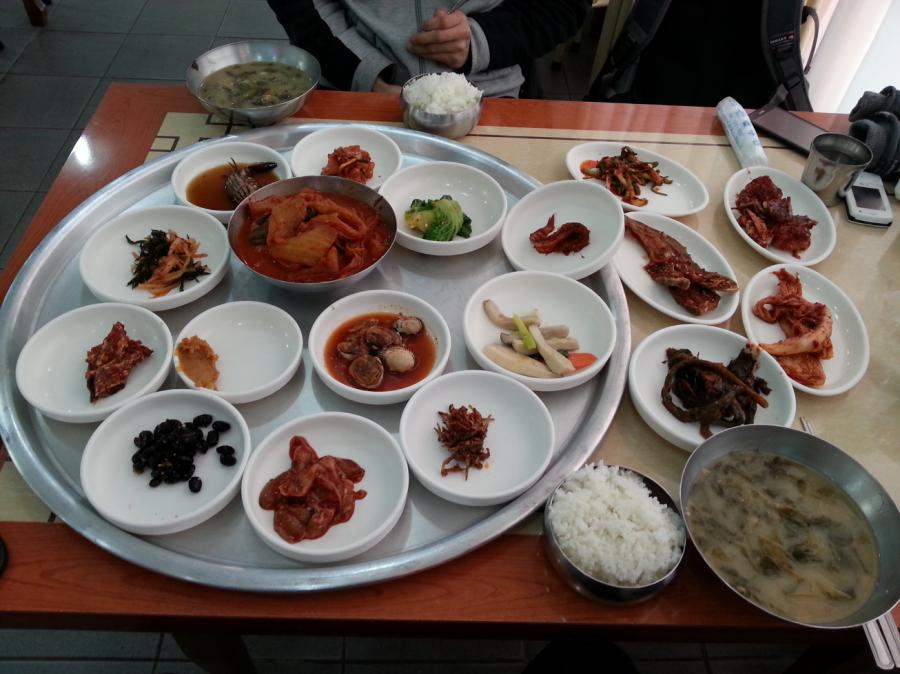 전라남도 순천 맛집, 사진에 반찬이 몇 개 일까요~? - 뽐뿌:맛집포럼 전라남도 순천 맛집,   사진에 반찬이 몇 개 일까요~?