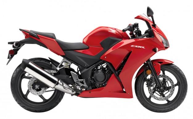 1414946425_060314_2015_honda_cbr300r_red_626x389.jpg