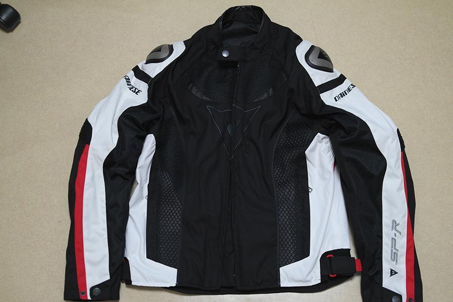 1426223670_dainese1.jpg