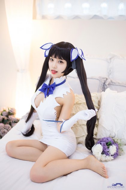 던만추를 아시려나용? 한유나 헤스티아 코스프레