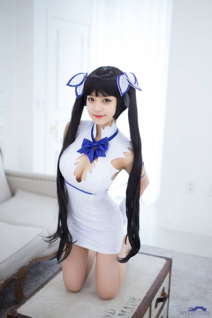 던만추를 아시려나용? 한유나 헤스티아 코스프레