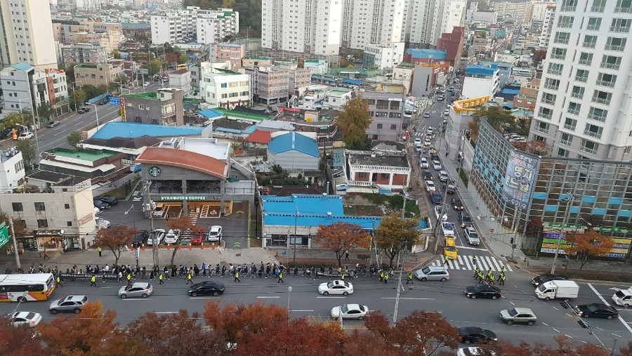 광주 소규모 거리 시위 현장 - 뽐뿌:자유게시판 광주 소규모 거리 시위 현장