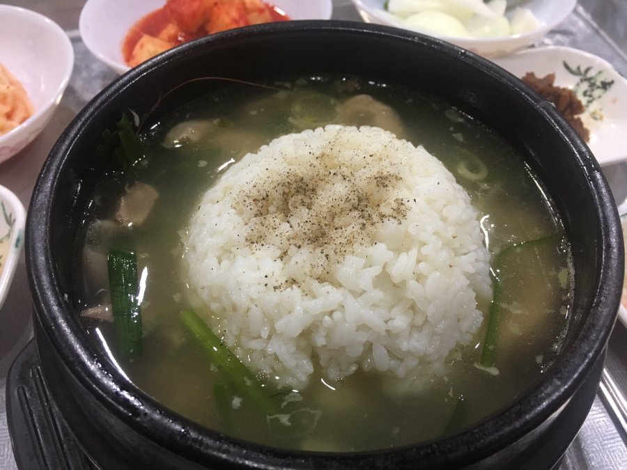 뱹