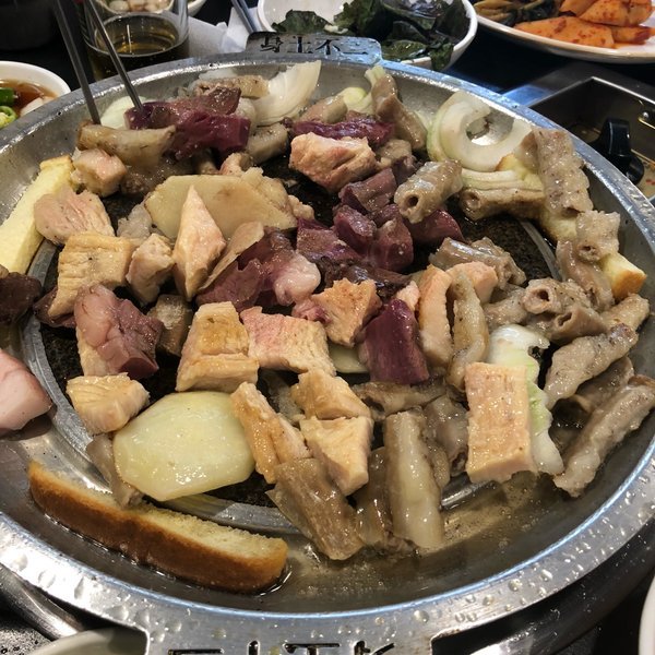 한고은, 차승원의 단골 곱창집.JPG - 뽐뿌:자유게시판 한고은, 차승원의 단골 곱창집.JPG