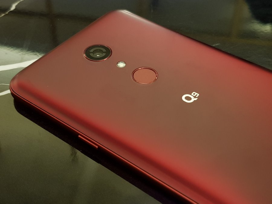 LG Q9 