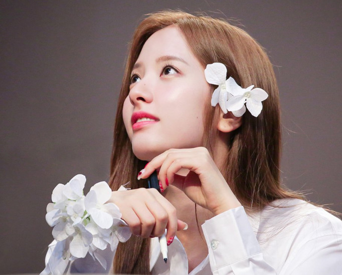우주소녀 보나 - 뽐뿌:연예인포럼 우주소녀 보나