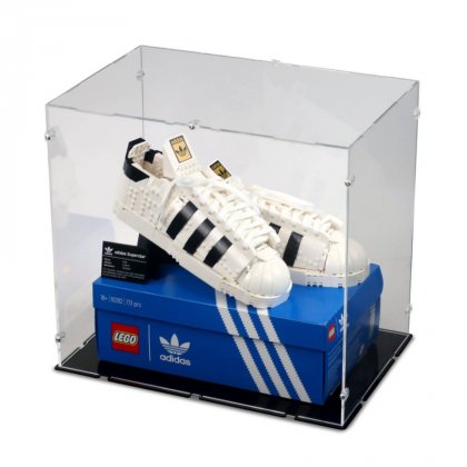 lego-10282-adidas-originals-superstar-pair-with-box-display01.jpg