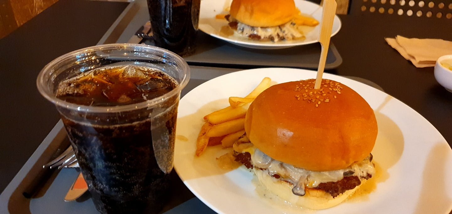 용산 테이블비 수제버거 - 뽐뿌:자유갤러리 용산 테이블비 수제버거