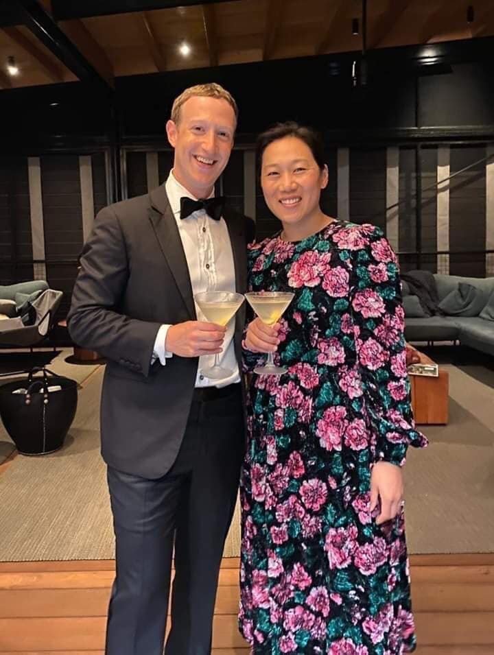 Mark-Zuckerberg-and-wife-Priscilla-Chan.jpg