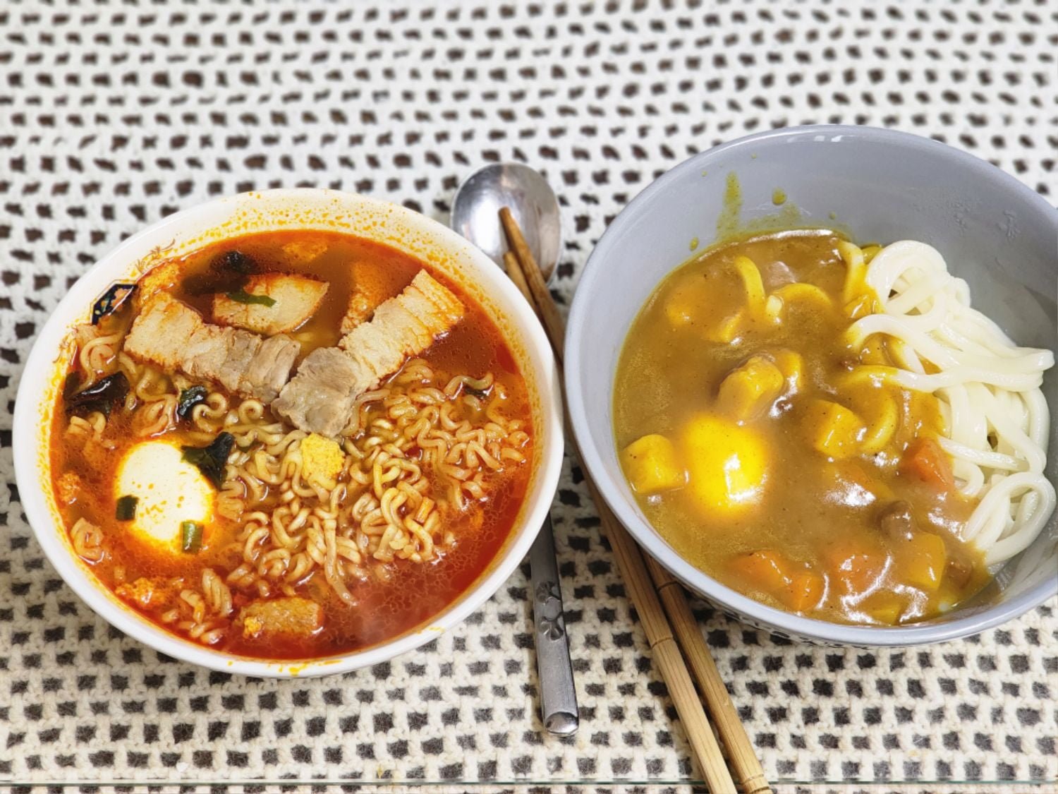 오늘자 점심, 라면과 우동 - 뽐뿌:자유갤러리 오늘자 점심, 라면과 우동