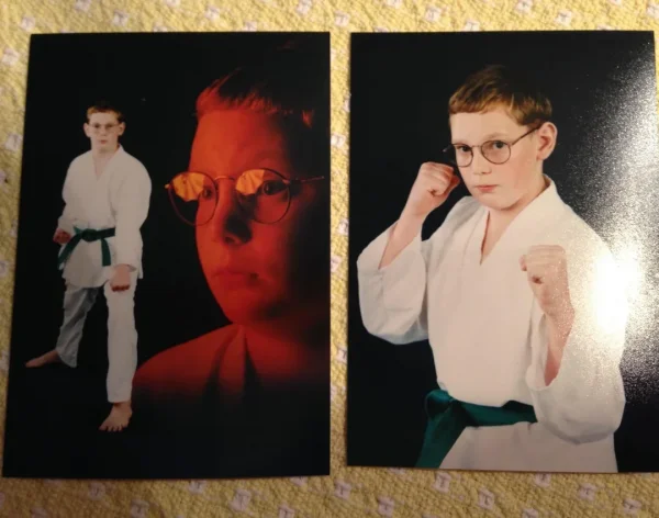 90s-taekwondo-the-reflection-of-the-lights-in-my-glasses-v0-5m619g2nxlsd1.webp