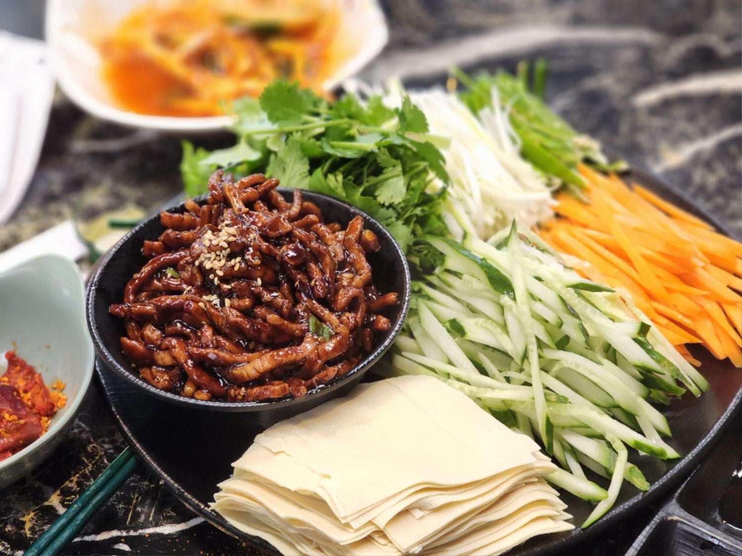양꼬치와 경장육사 - 뽐뿌:자유갤러리  양꼬치와 경장육사
