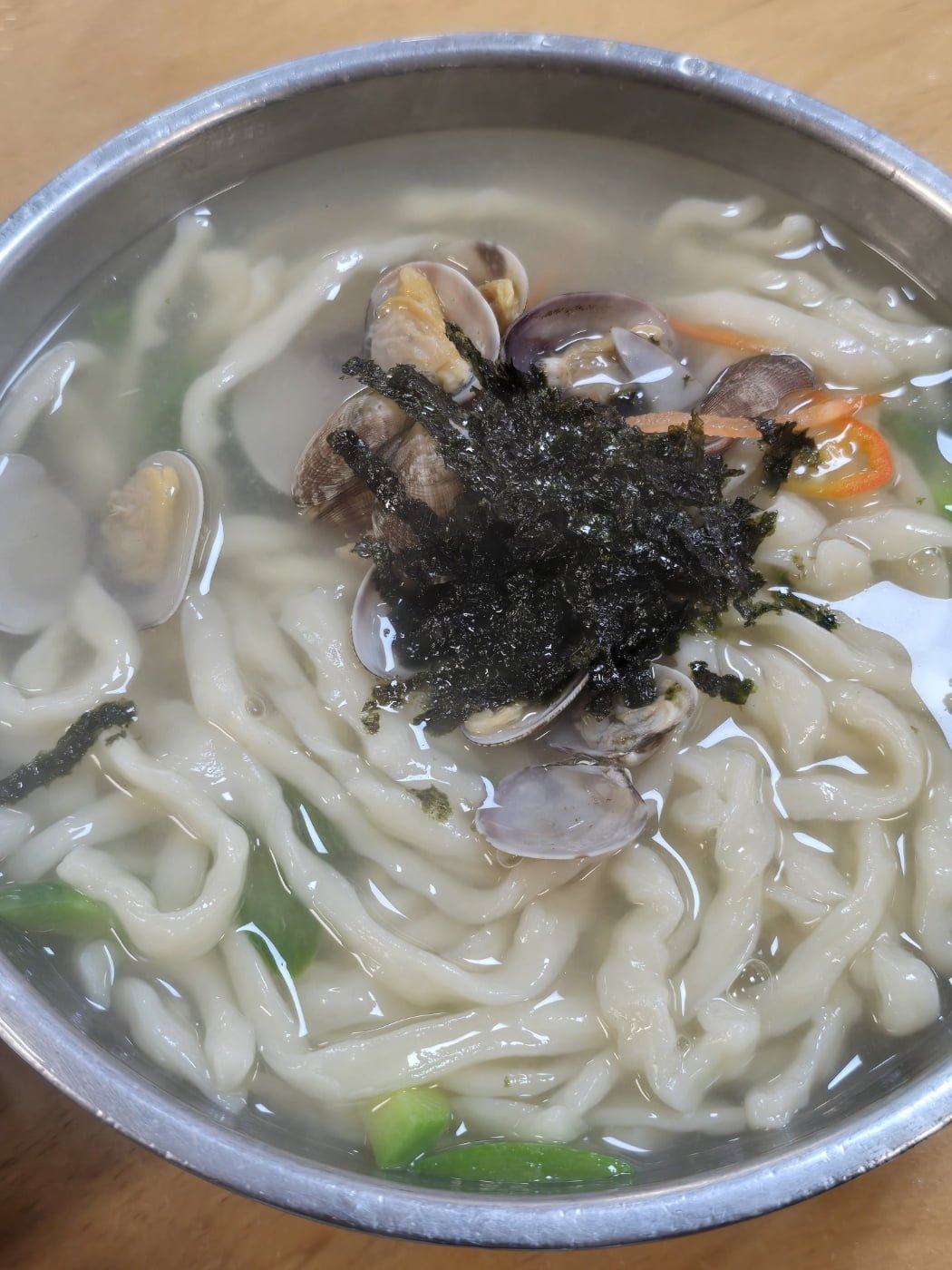 뜨끈하게 시원한 칼국수 - 뽐뿌:자유게시판 뜨끈하게 시원한 칼국수
