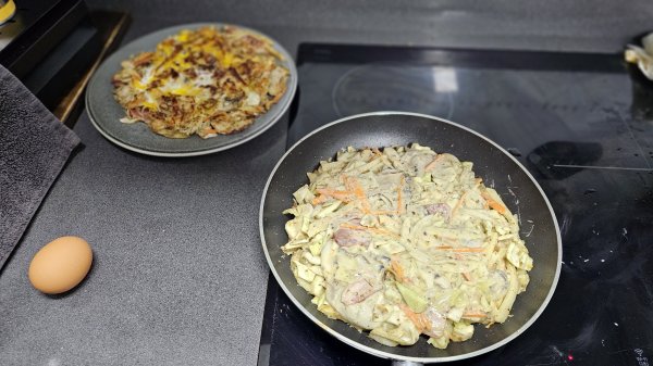 토요일 저녁식사 ㅡ Army Stew + 굴코노미야끼