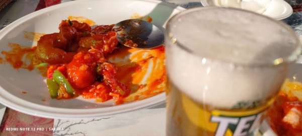 칠리새우에 맥주 한 잔.(aka.낮술)