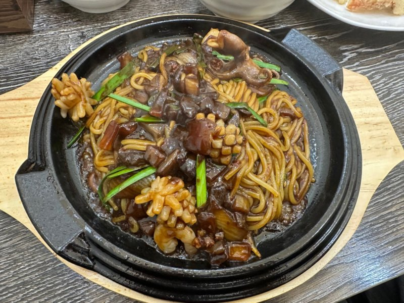 해물짜장 앤드 탕수육