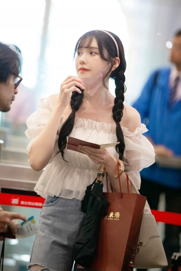 fd9757d55a6b57e94deb095e961de4c9.jpg
