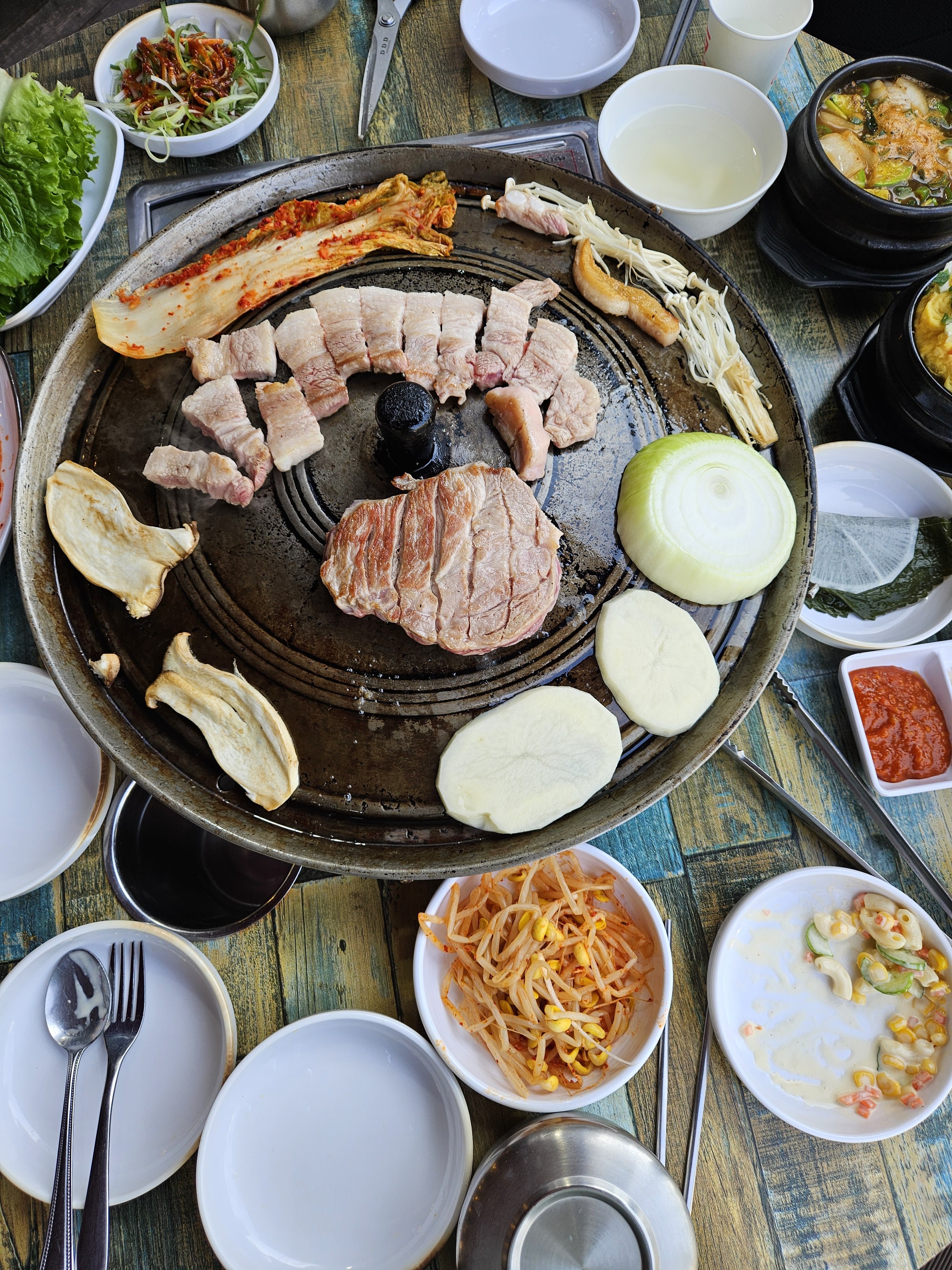 솥뚜껑 삼겹살 - 뽐뿌:자유갤러리 솥뚜껑 삼겹살