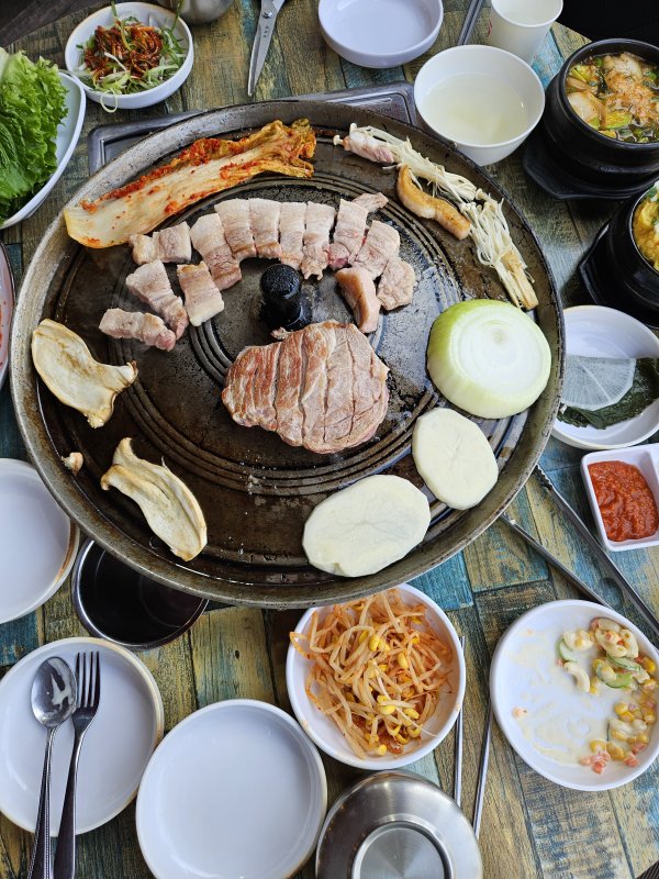 솥뚜껑 삼겹살