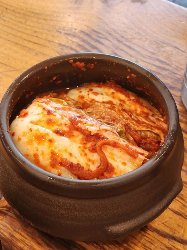 며칠간의 먹부림 흔적들과 투표