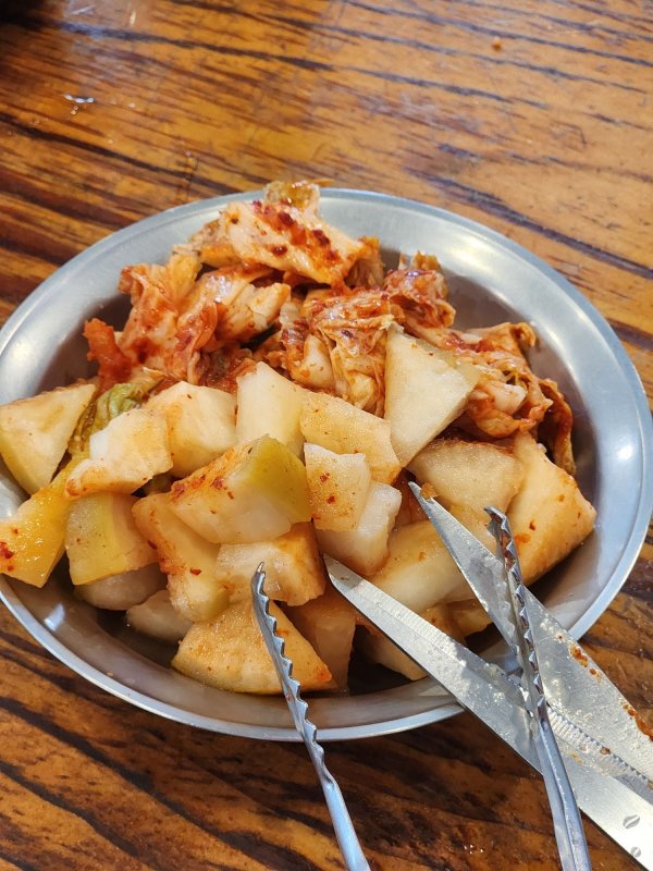 며칠간의 먹부림 흔적들과 투표
