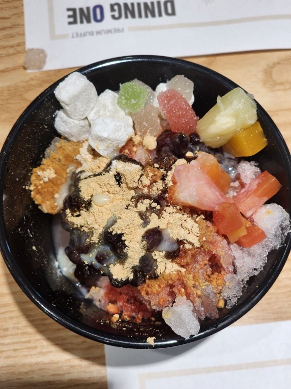 촌시런 놈이 동네 뷔페 허멍 와신게 맛난 거 천지~