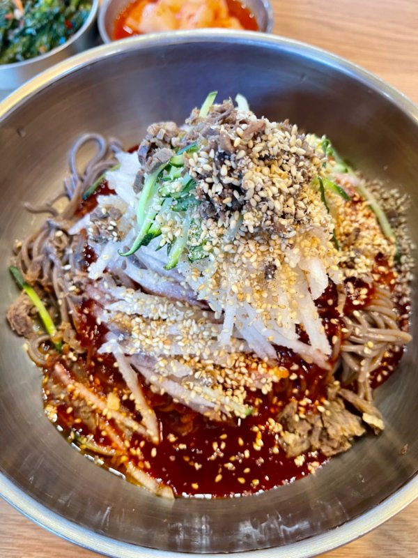 메밀 비빔면