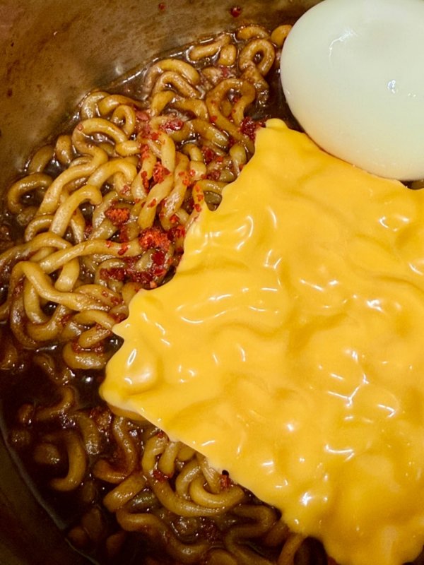 짜삶치와 멕시칸 퀘사디아
