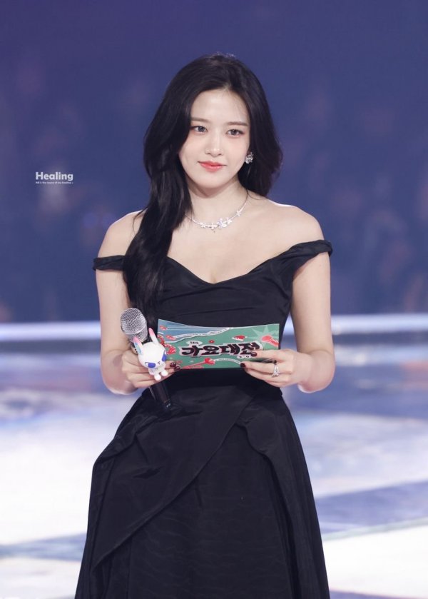 IVE 안유진754.jpg