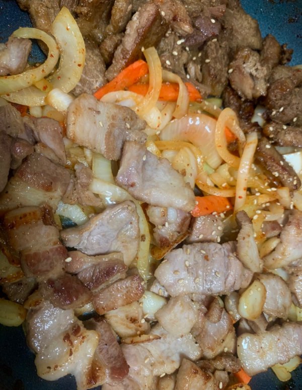 삼겹살 돼지갈비 반반