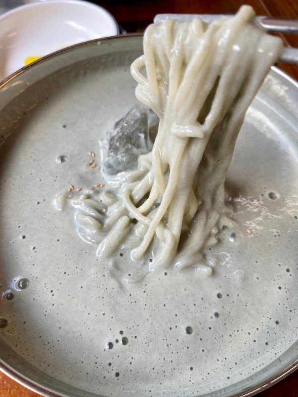 서리태 콩국수