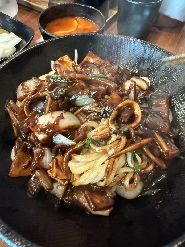해물쟁반짜장 탕수육