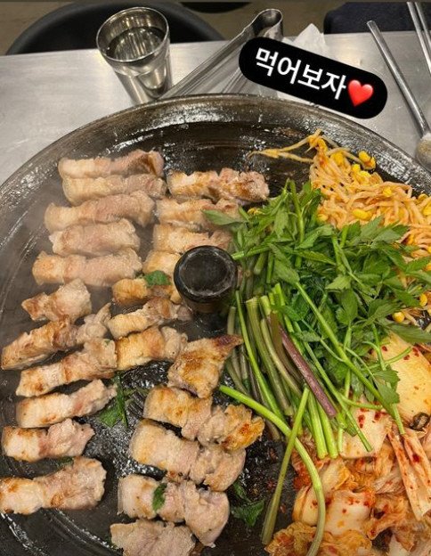 손담비, ♥이규혁과 삼겹살 파티? 웨딩드레스 걱정 안되나봐[★SNS]... 손담비, ♥이규혁과 삼겹살 파티? 웨딩드레스 걱정 안되나봐[★SNS]