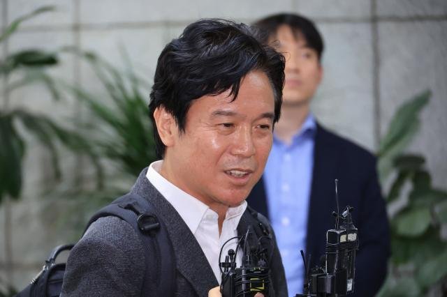 迵 뵿  ĺڰ 24 λûȸ غ 繫 ġ  ߱ 뵿û    ϰ ִ մ