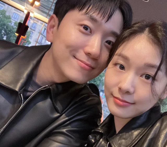 츲ʰ 迬 迬 SNS