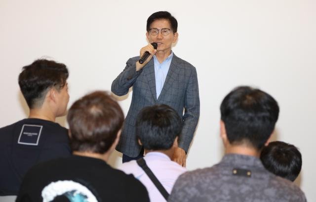  뼱  ĺ 蹮  뵿  11  뱸 ߱  ī信  û ȸ ϰ ִ մ