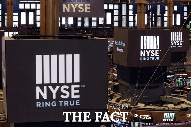 ǰŷ(NYSE)  19( ð) ٿ30  ŷ  0.93%(377.49Ʈ) ϶ 4287.53 ߴ.  ǰŷ ÷ξ . /AP.ý