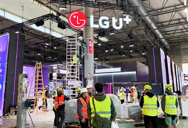 LG÷    3~6(ð)  ٸγ    ׷(MWC) 2025 ð ϼ   ̰ ִ. /LG÷ 