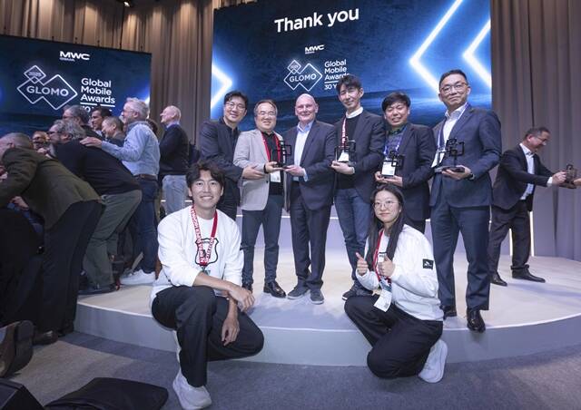 SKڷ ڵ Ÿ꿣 ڰ  ȣ GSMA CEO    ִ.  ʺ 赿 SKڷ 6G ,  SK AI R&D,  ȣ GSMA CEO,  SKڷ ̷ R&D Lab, ̼ Ÿ꿣 ǥ, ȯ SKT ESG. /SKڷ