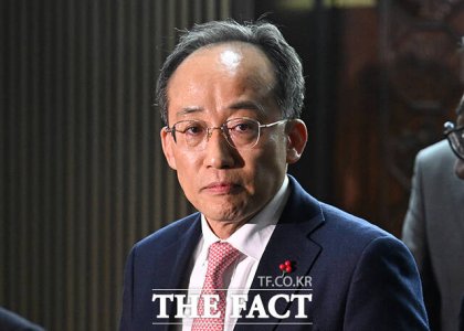 18일 추경호 전 국민의힘 원내대표 측이 12·3 비상계엄 당시 윤석열 전 대통령과 통화했다는 보도에 대해 계엄 해제안 표결과 관련한 이야기는 없었다며 일축했다. /국회=박헌우 기자