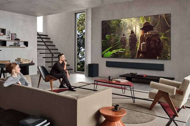 20 ü ȵƿ  LGڰ   OLED TV 忡 Ϸ   52%  1 ߴ. /LG
